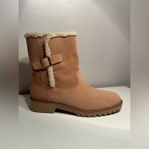 Jack Rogers Women’s Tan Sherpa Faux Suede Booties 8M